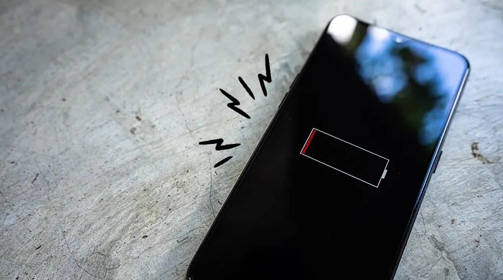 What Are the Signs Your iPhone Needs a New Battery?
