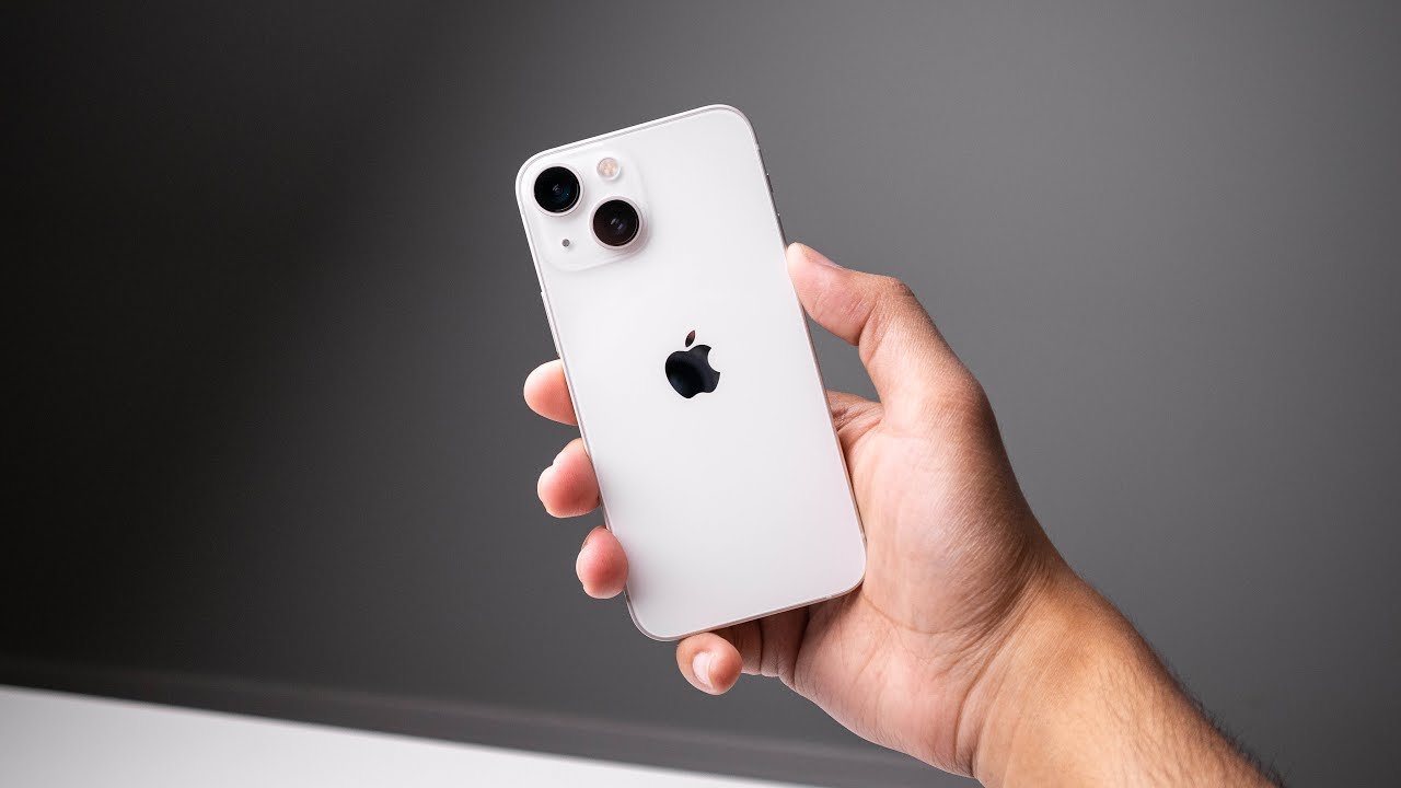 iPhone 13 i