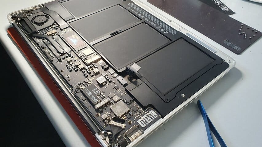 Is It Worth Repairing an Old MacBook? Key Factors to Consider